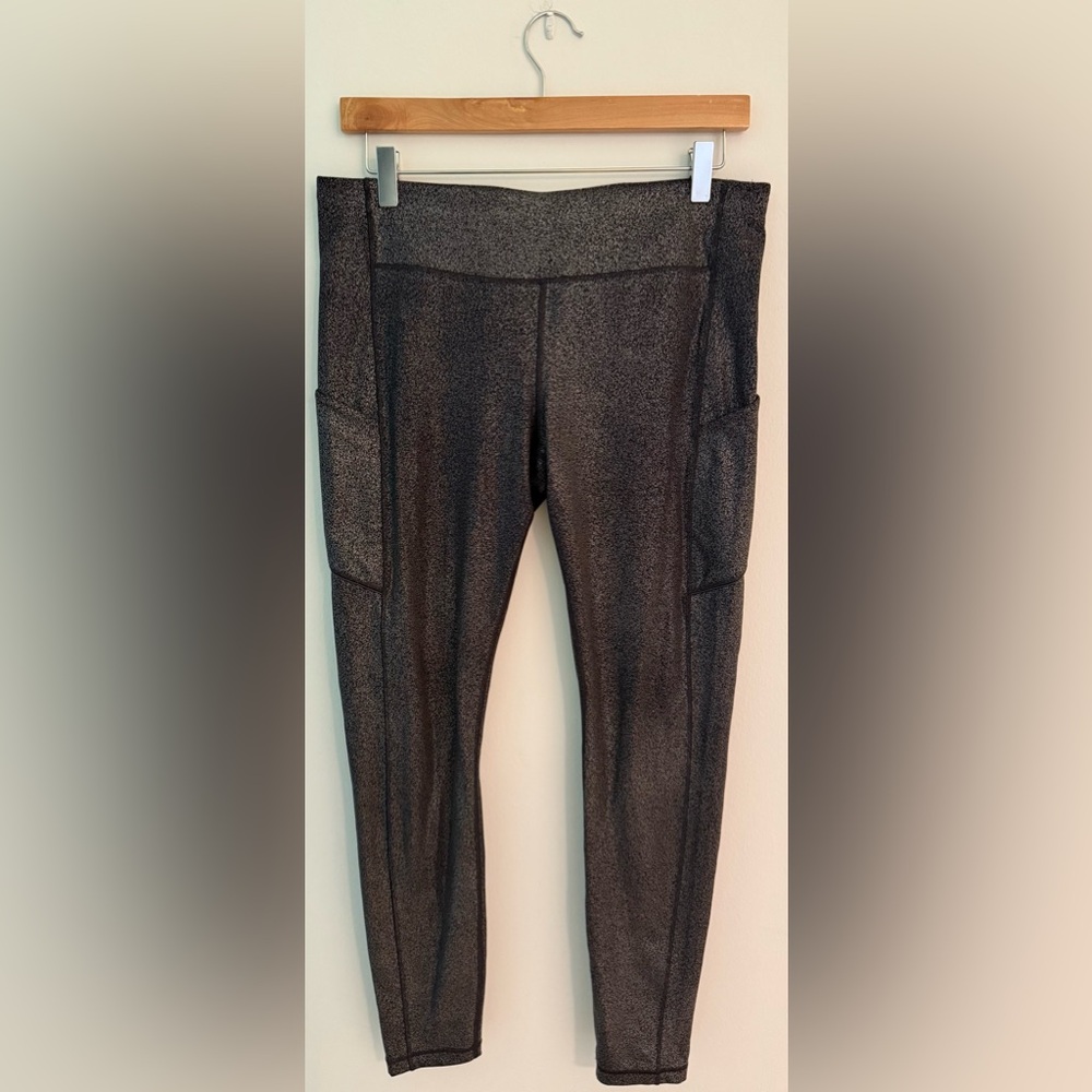 Lululemon Speed Up Tight Full-on Luxtreme 28” Legging Women’s Size 10